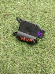 Фото запчасти сервопривод заслонки печки Audi S4 2006 Б/У запчасть Запчасть сервопривод заслонки печки Audi S4 2006