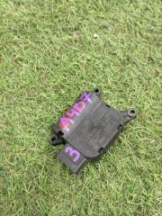 Сервопривод заслонки печки Audi A4 2007