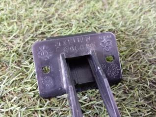 Фото запчасти ручка ручника CADILLAC CTS 2007 контрактная запчасть Запчасть ручка ручника CADILLAC CTS 2007