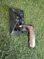 Запчасть ручка двери внутренняя передняя левая GMC YUKON 2003