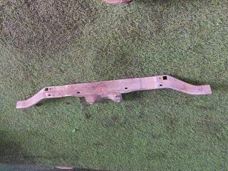 Запчасть рамка радиатора 2008