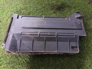 Запчасть дефлектор радиатора TOYOTA Yaris 2008