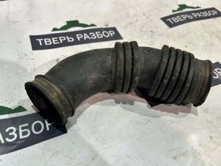 Запчасть патрубок воздушного фильтра Ford Focus 2007