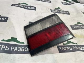 Запчасть задний фонарь левый Volkswagen Passat