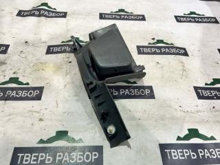 Запчасть накладка на порог салона задняя левая Ford Focus 2004-2011