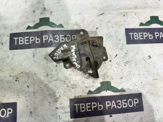 Замок капота Mitsubishi Montero 3 3.8 Замок капота Mitsubishi Montero 3 3.8