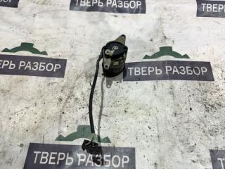 Запчасть лечинка замка багажника Audi 100 1991