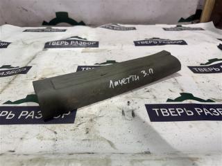 Запчасть накладка на порог салона задняя правая Chevrolet Lacetti 2004-2013