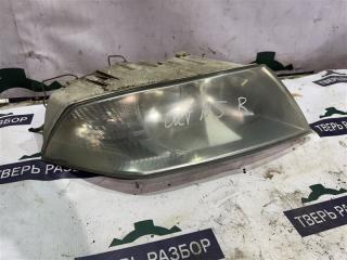 Запчасть фара передняя правая Skoda Octavia
