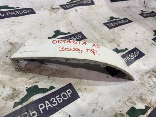Запчасть планка под фонарь задняя правая Skoda Octavia