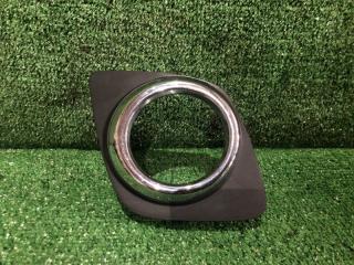 Запчасть накладка противотуманной фары передняя правая Toyota RAV4 2009