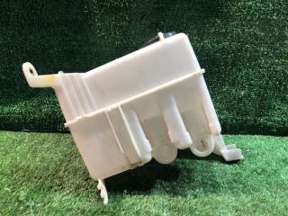 Запчасть бачок стеклоомывателя Toyota Town Ace Noah 1997