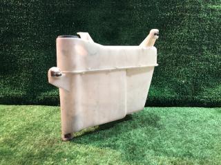 Запчасть бачок стеклоомывателя Toyota Crown Majesta 1997