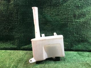 Фото запчасти бачок стеклоомывателя Toyota Brevis 2003 контрактная запчасть Запчасть бачок стеклоомывателя Toyota Brevis 2003