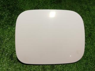 Фото запчасти лючок топливного бака Toyota Ipsum 2005 контрактная запчасть Запчасть лючок топливного бака Toyota Ipsum 2005