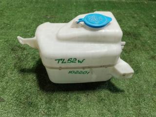 Запчасть бачок стеклоомывателя Suzuki Escudo 2003