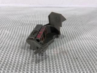 Запчасть крепление бампера переднее правое Toyota RAV4 2001