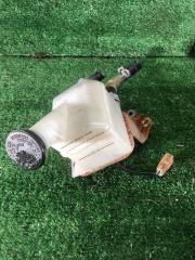 Бачок для тормозной жидкости Toyota Hiace 2000 контрактная Бачок для тормозной жидкости Toyota Hiace 2000