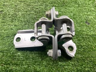 Запчасть петля двери задняя левая Toyota Corolla Fielder 2011