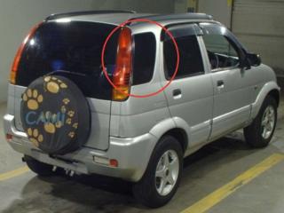 Стекло собачника правое Toyota Cami 1999
