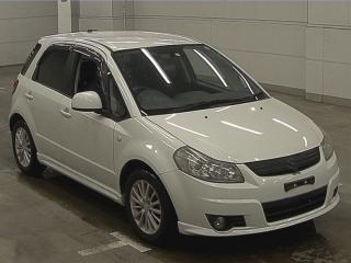Решетка под лобовое стекло Suzuki SX4 2007