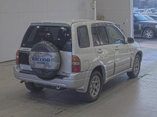 Запчасть стоп-сигнал задний правый Suzuki Escudo 2001