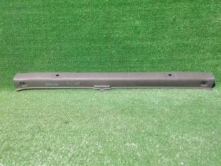 Запчасть накладка на порог багажника Suzuki Jimny 2001