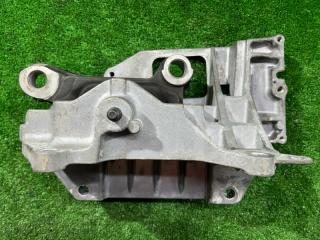 Подушка двигателя передняя левая Nissan Juke 2012