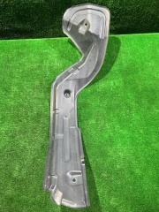 Фото запчасти защита горловины топливного бака Toyota Ipsum 2006 контрактная запчасть Запчасть защита горловины топливного бака Toyota Ipsum 2006