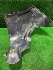 Запчасть защита горловины топливного бака Toyota Crown 1999
