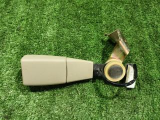 Запчасть замок ремня безопасности задний Toyota Crown 1999