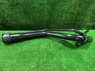 Горловина топливного бака