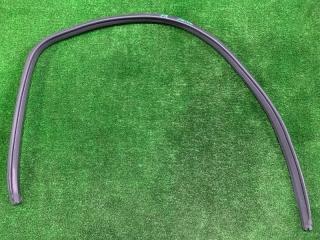 Фото запчасти уплотнитель на арку боковой двери передний правый Toyota Rush 2010 контрактная запчасть Запчасть уплотнитель на арку боковой двери передний правый Toyota Rush 2010