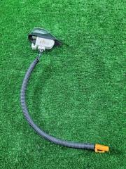 Запчасть габаритный огонь на крыло левый Toyota Crown 2001