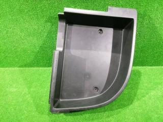 Запчасть ящик багажника правый Toyota Vista Ardeo 2002