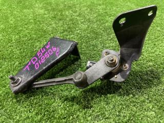 Датчик высоты дорожного просвета передний левый Suzuki Escudo 2007 контрактная Датчик высоты дорожного просвета передний левый Suzuki Escudo 2007