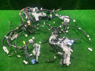 Проводка торпедо Toyota Yaris 2022