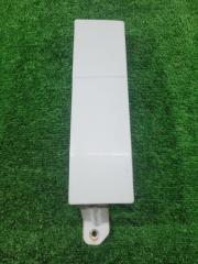 Запчасть планка под стоп-сигнал Toyota Cami 2002