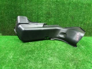 Запчасть защита горловины топливного бака Toyota Corolla Axio 2012