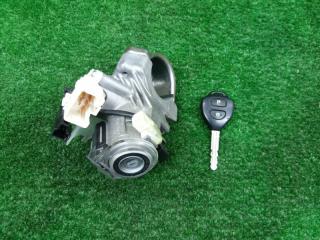 Замок зажигания Toyota Corolla Axio 2011