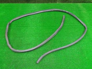 Уплотнитель на арку боковой двери передний правый Nissan X-Trail 2012