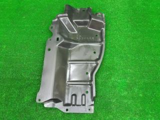 Запчасть защита двигателя правая Toyota Premio 2012