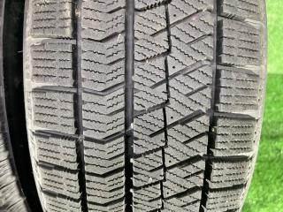 Комплект из 2-х Шина зимняя 185/60R15 Bridgestone Blizzak VRX2 (б/у)
