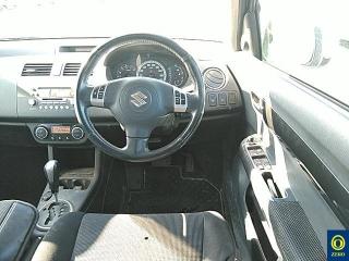 Запчасть рамка магнитолы Suzuki Swift 2005