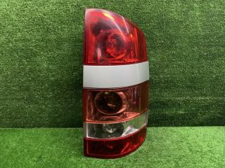 Стоп-сигнал задний правый Toyota Voxy 2003