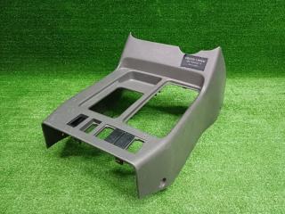 Запчасть консоль кпп Isuzu Bighorn 1996