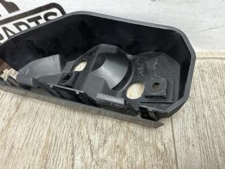 Крепление бампера переднее левое Volvo S40