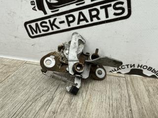 Запчасть замок капота Peugeot 206 2009
