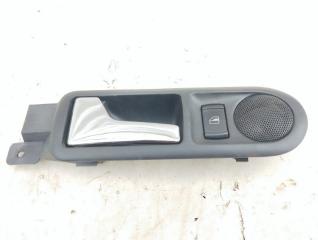 Фото запчасти ручка двери внутренняя задняя левая VOLKSWAGEN Golf 2000 Б/У запчасть Запчасть ручка двери внутренняя задняя левая VOLKSWAGEN Golf 2000