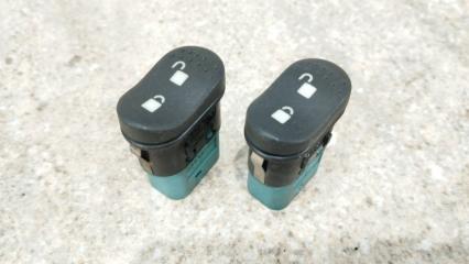 Запчасть кнопка центрального замка Ford Focus 2004